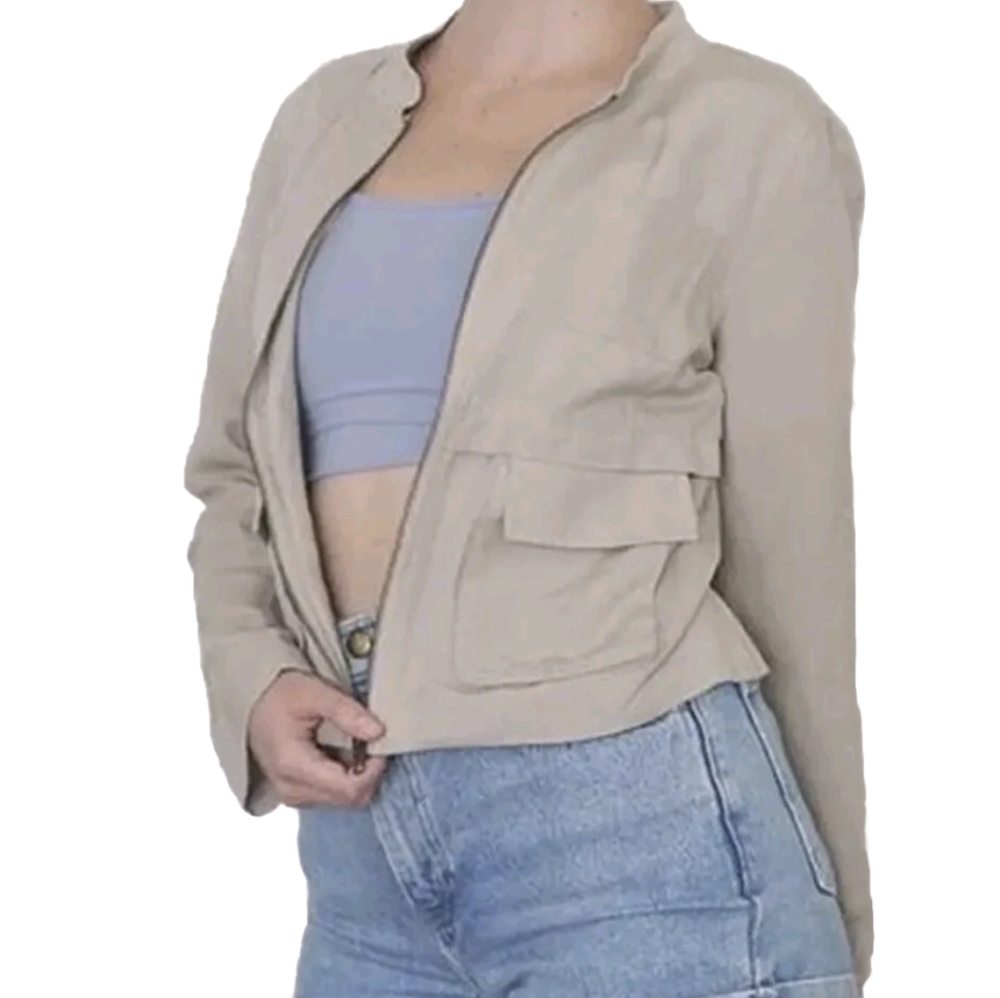 BCBG PARIS Women's Size 6 Tan Jacket MSRP $188.00